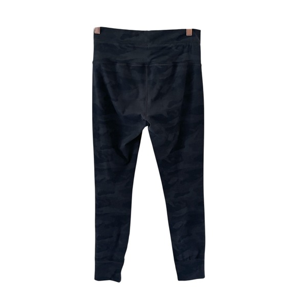 Vuori Daily Legging Womens M Camo High Rise Ankle Gym Active Pants - Picture 2 of 9